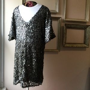 Silver/Gray fully sequined tunic Forever 21 Sz S